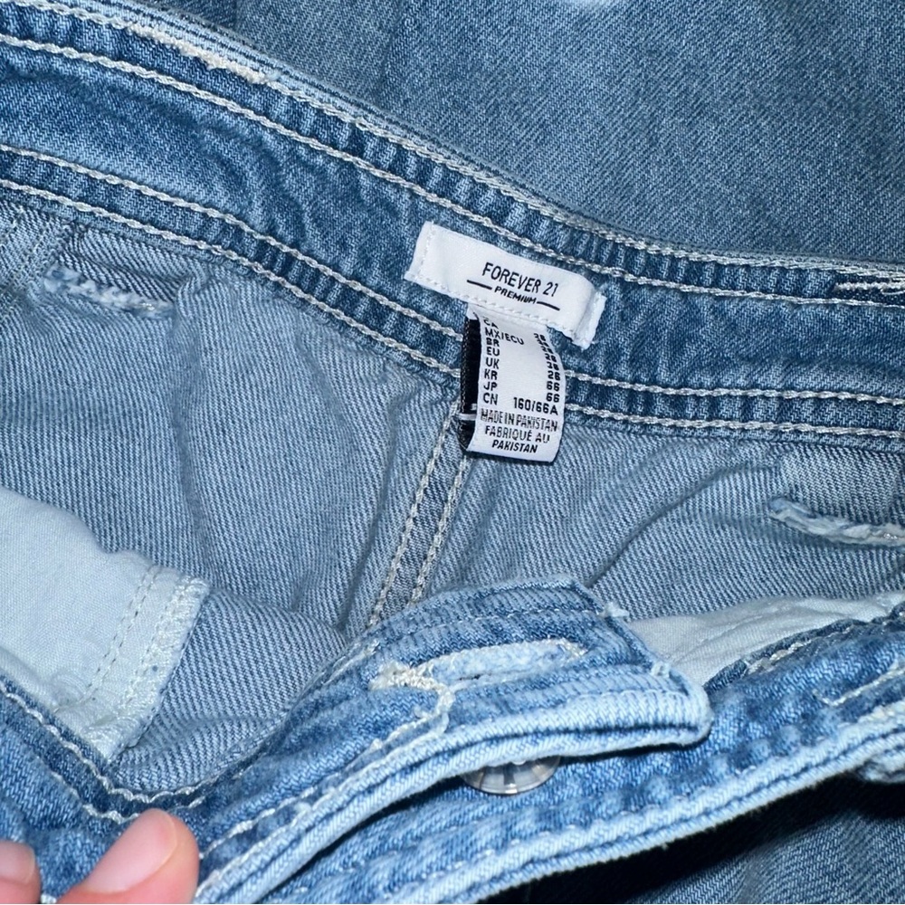 Forever 21 Light Blue Wide Leg Cargo Jeans - Picture 4 of 9
